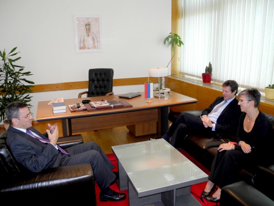 Предсједавајући Дома народа мр. Огњен Тадић разговарао с амбасадором Велике Британије у Босни и Херцеговине

